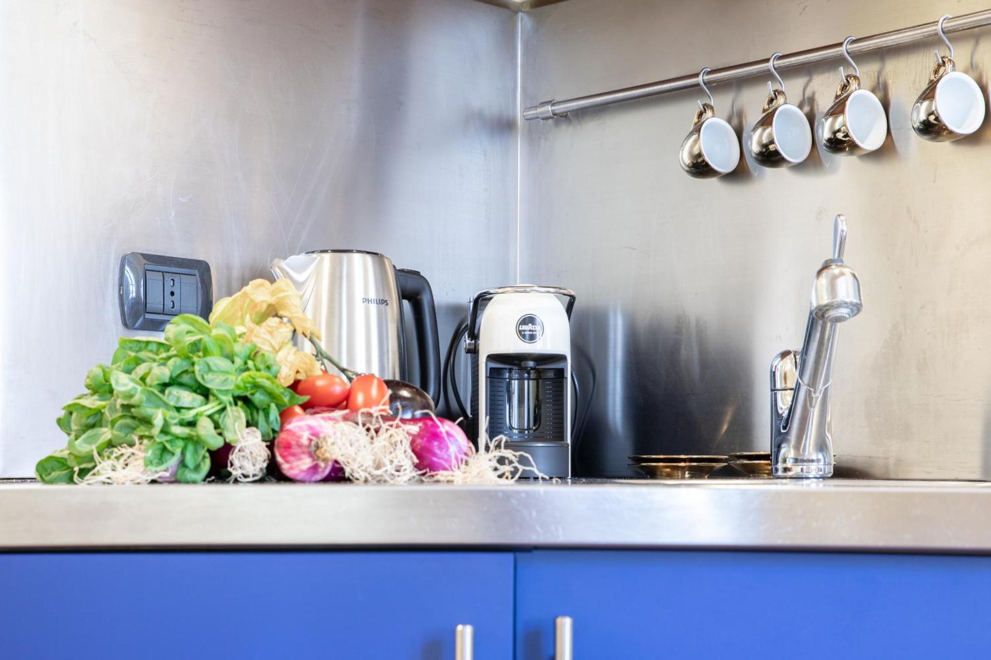 A Casa Di Irene Apartment Лука Екстериор снимка